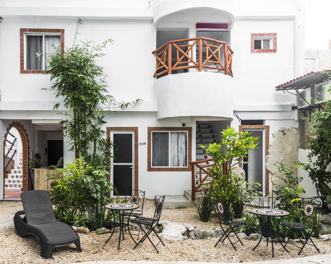 Villa Alejandra Hotel Boutique Playa del Carmen Exterior photo